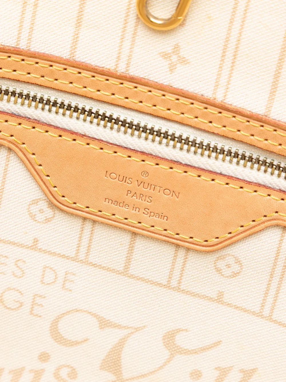 Pre-owned Louis Vuitton 2010 Damier Azur Neverfull Mm Tote Bag In White