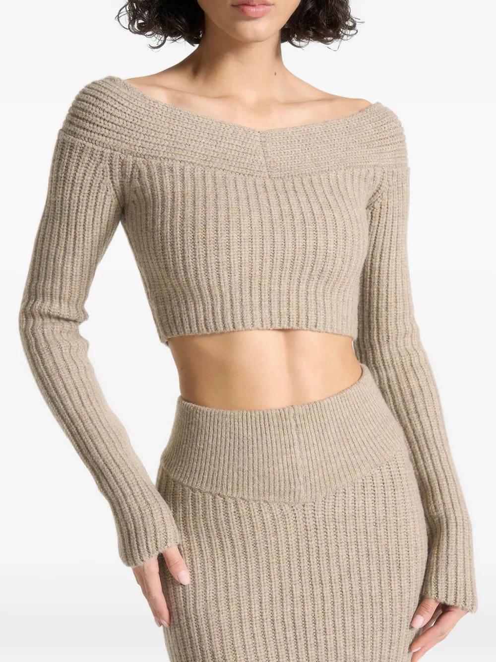 Manière De Voir off-shoulder knitted crop top - Toni neutri
