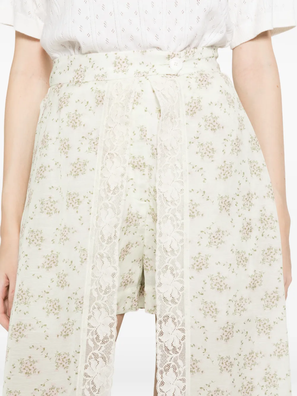 SANDRO Shorts met bloemenkant Groen