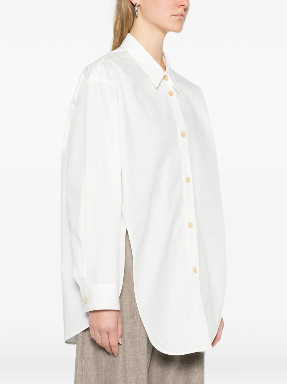 KHAITE Goya blouse met knoop Wit