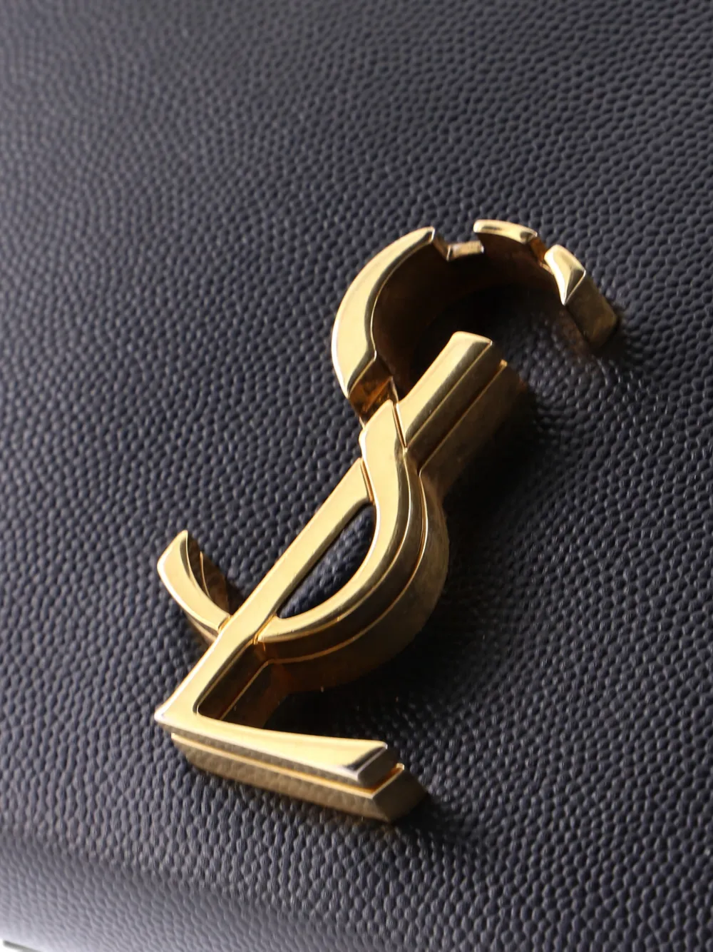 Pre-owned Saint Laurent Cassandra Chain Wallet Leather Mini Crossbody Bag In Black