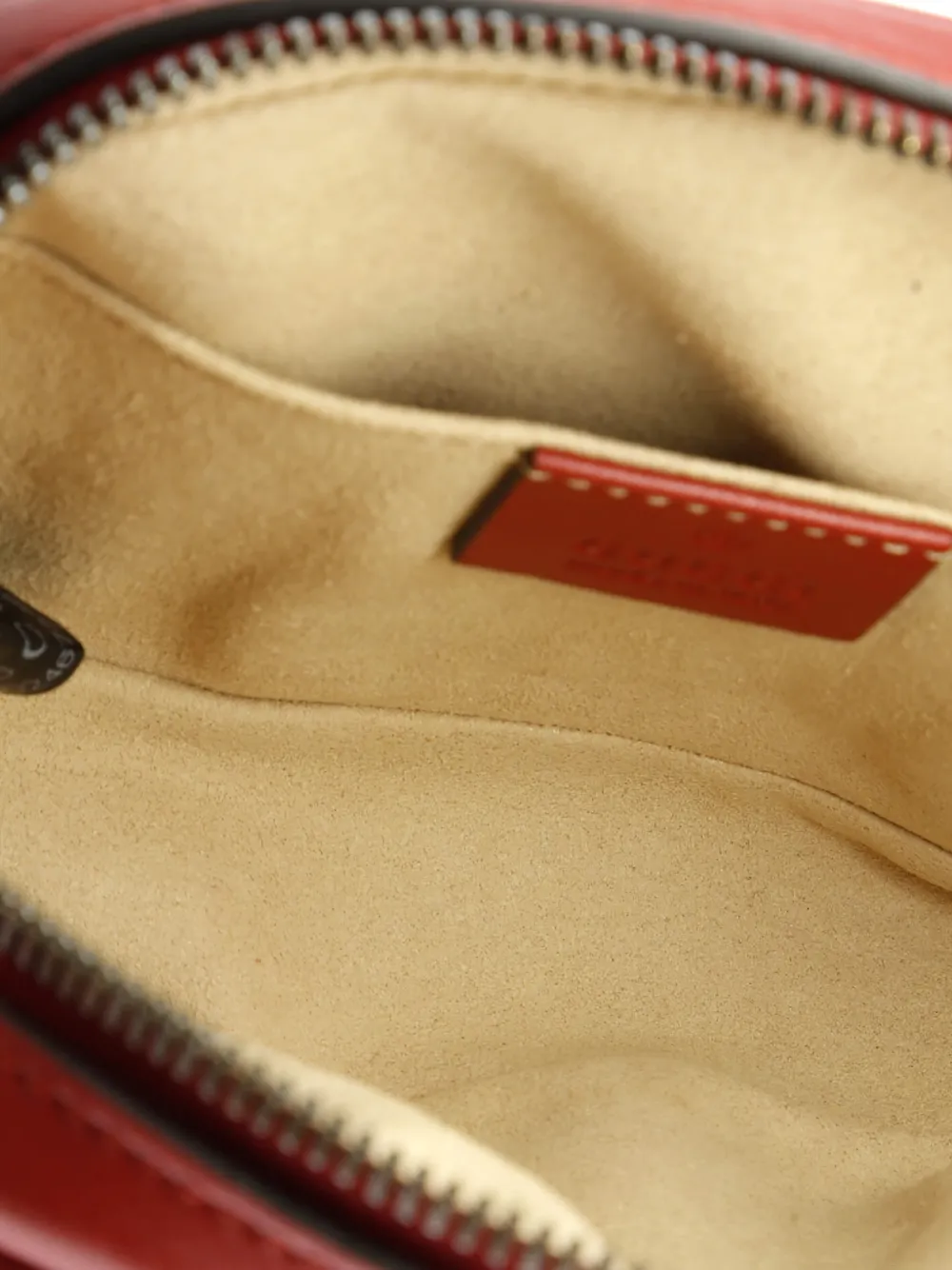 Pre-owned Gucci Gg Marmont Matelasse Leather Belt Bag In Red