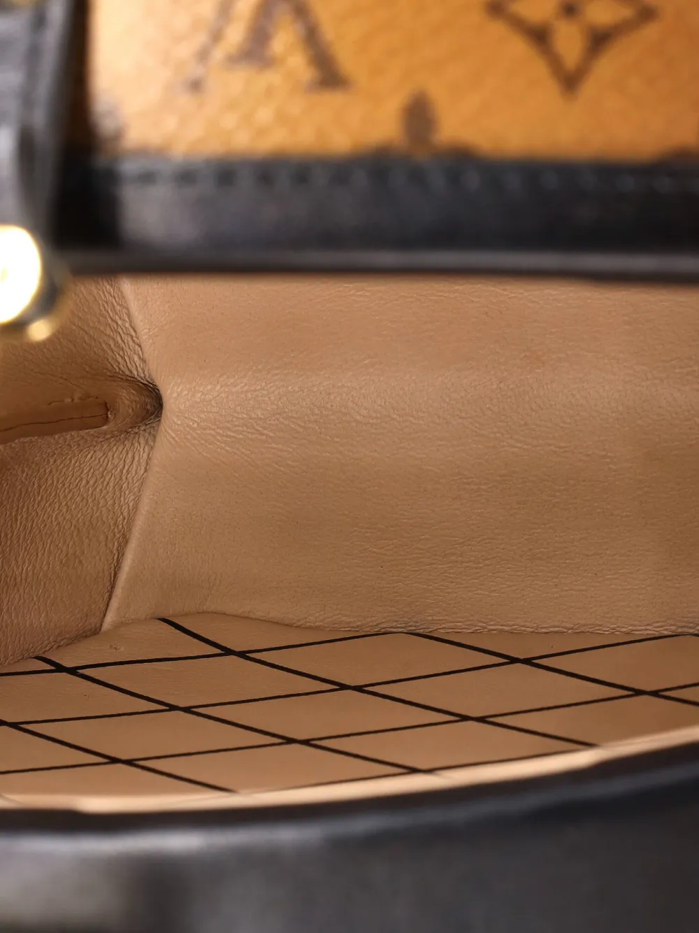 Pre-owned Louis Vuitton Petite Boite Chapeau Bag Reverse Monogram Canvas Shoulder Bag In Black