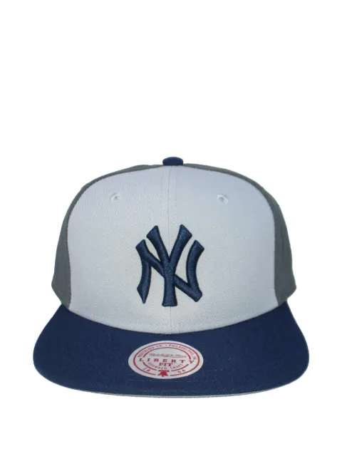 Mitchell & Ness x MLB New York Yankees Triple Play Liberty embroidered cap