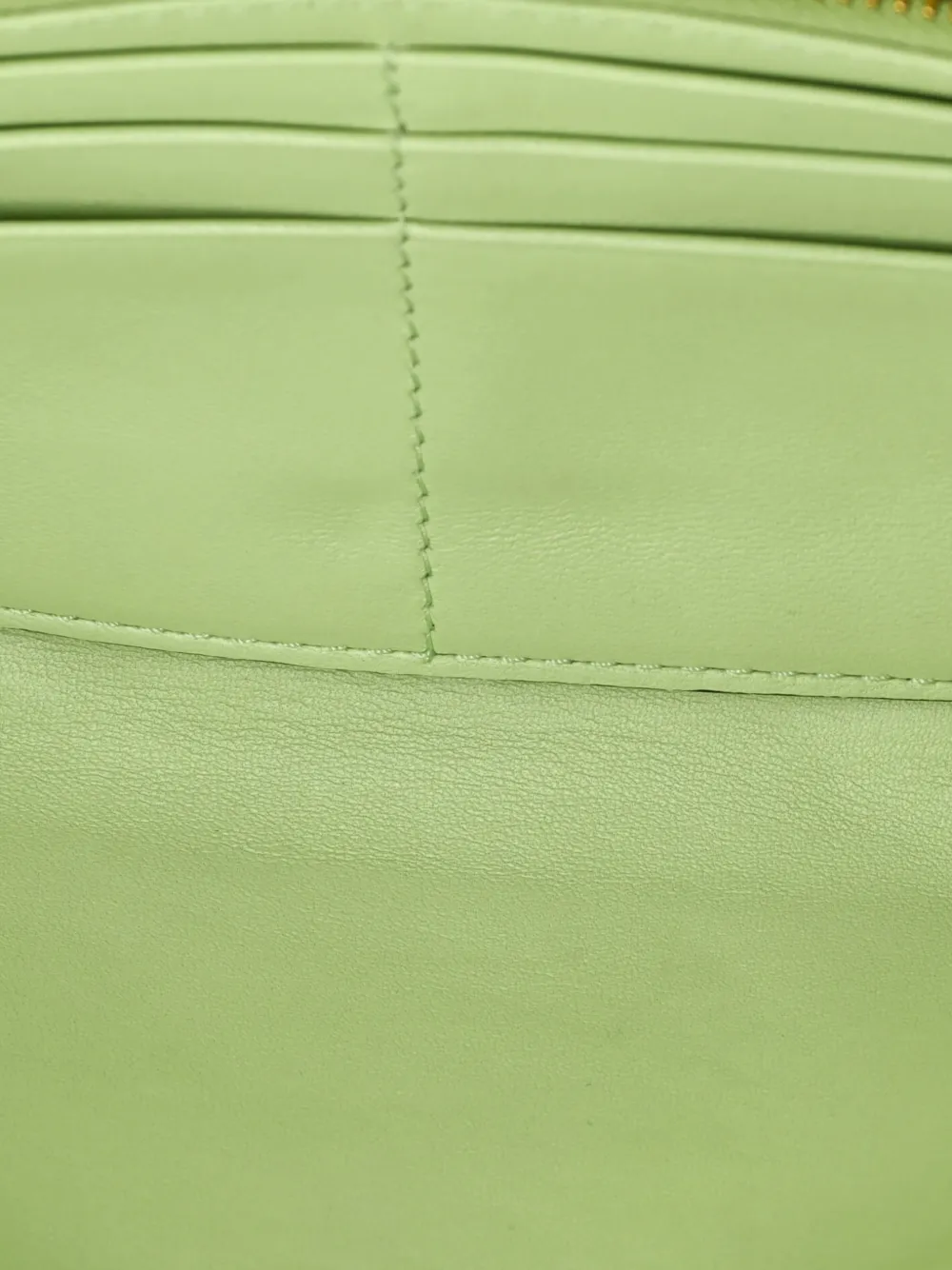 Pre-owned Valentino Garavani Roman Stud Wallet On Chain Quilted Leather Crossbody Bag In Green