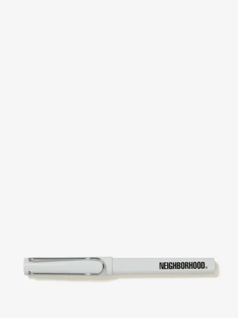Neighborhood bolígrafo con logo en colaboración con Lamy Safari