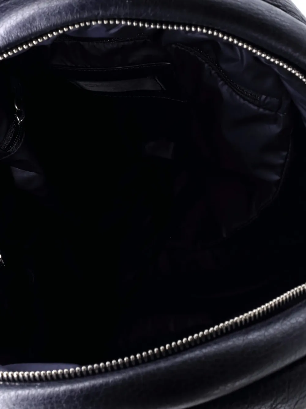 Pre-owned Chanel Doudoune Leather Medium Backpack In Blue