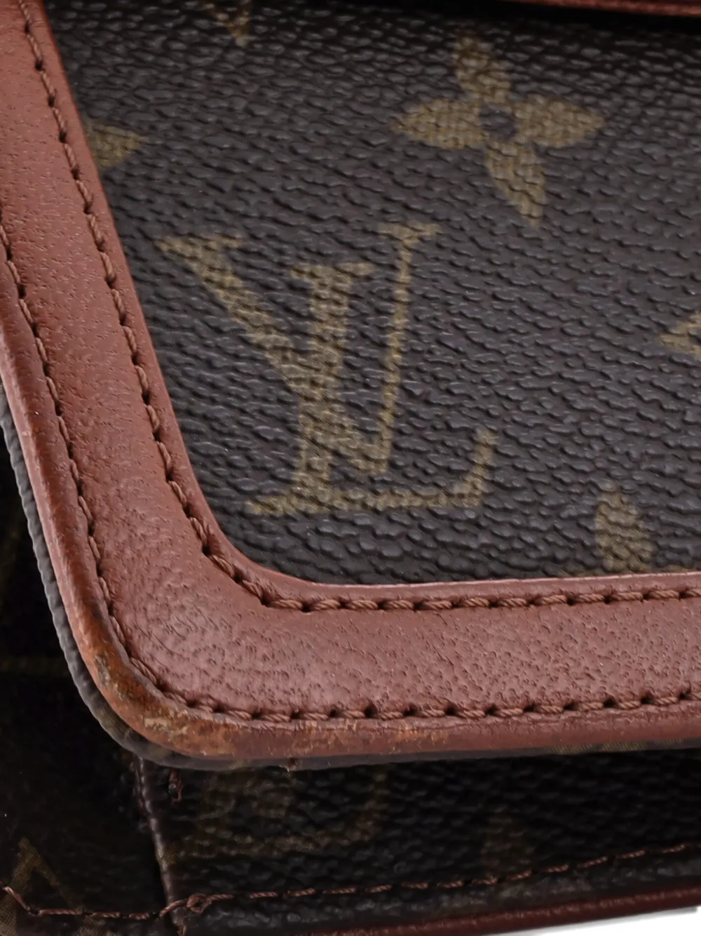 Dame Pochette Monogram Canvas Gm Clutch Bag