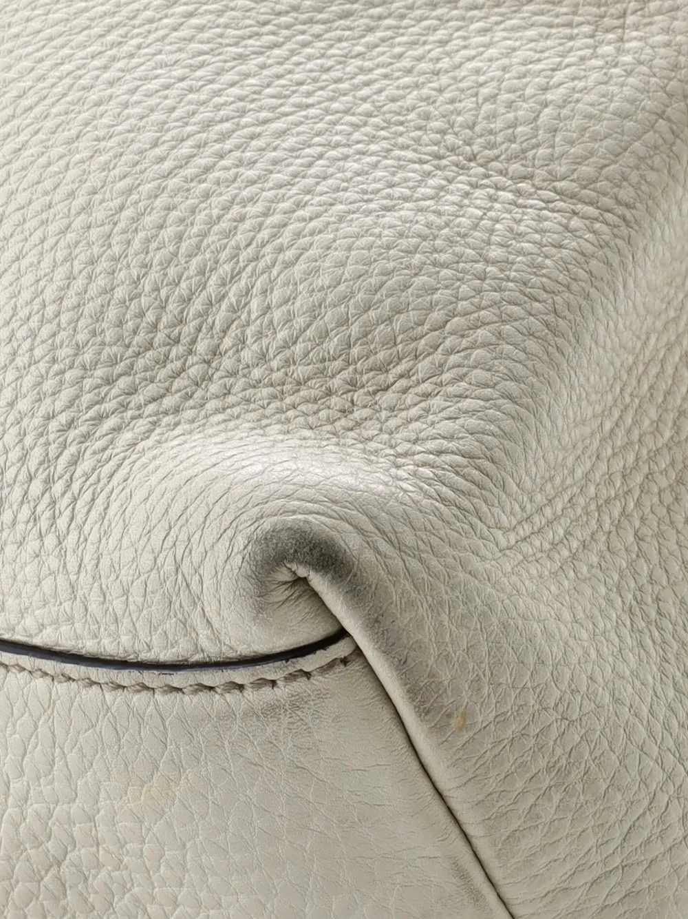 Soho Chain Strap Leather Medium Shoulder Bag