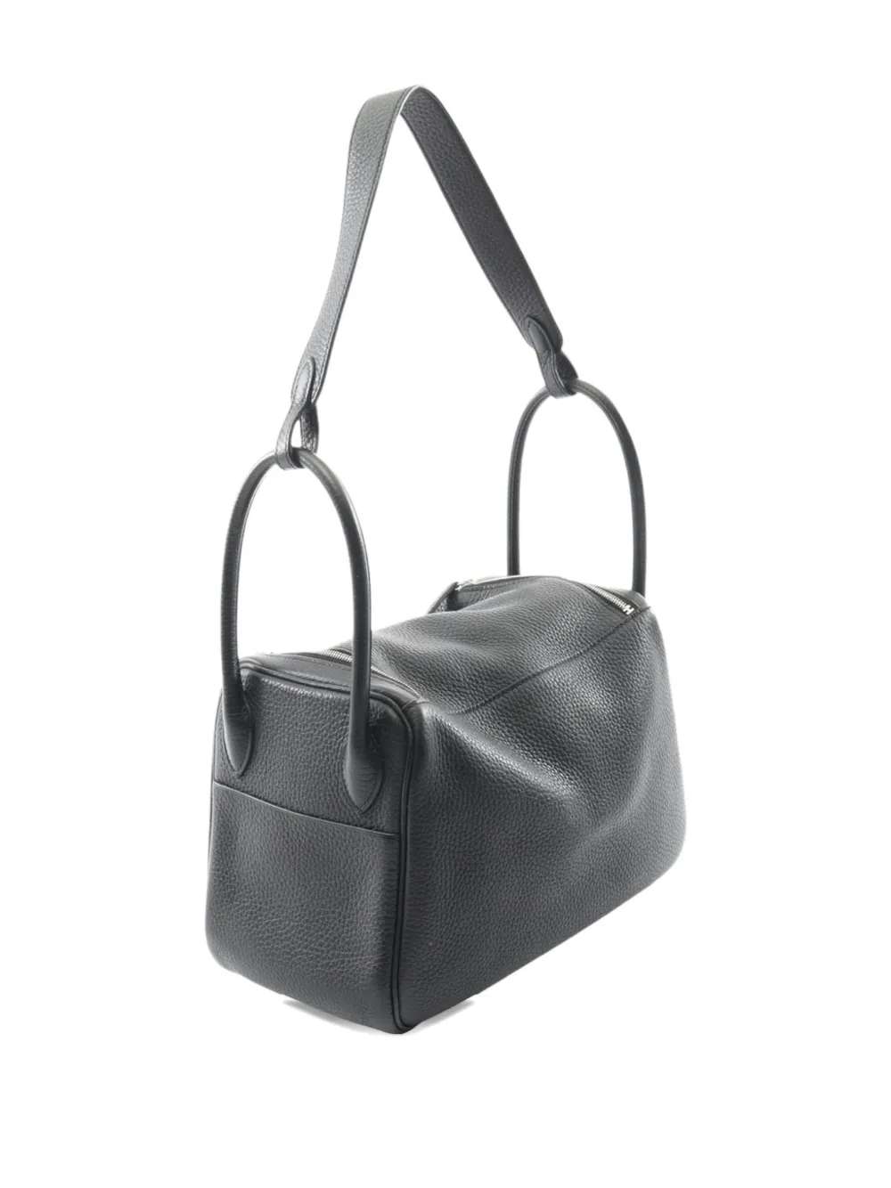 Pre-owned Hermes 2018 Taurillon Clemence Lindy 26 Shoulder Bag In Black