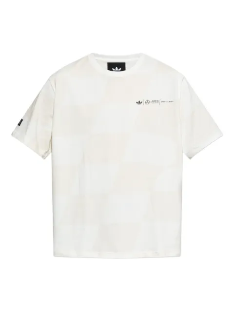adidas x Bad Bunny x Mercedes-AMG Petronas Formula One T-Shirt mit Logo