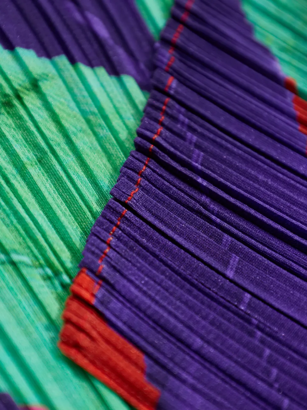 Issey Miyake Pleated Floral-print Coat In Green