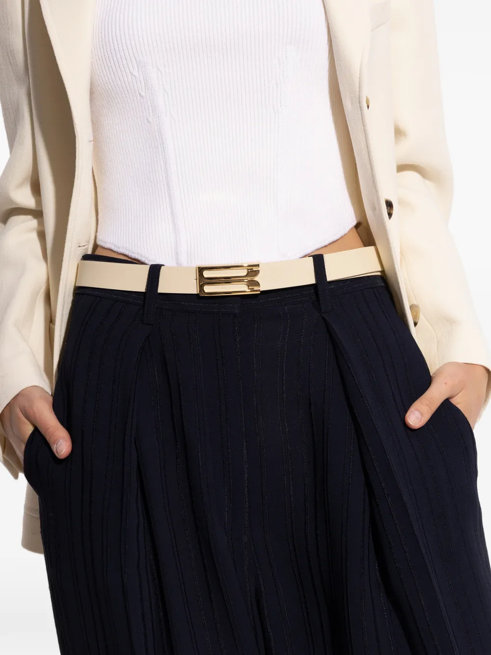 Victoria Beckham Leren riem met logogesp Beige