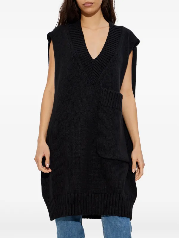 ♪ ISSEY MIYAKE ブラック Vネック タンクトップ 【公式通販】 ♪ ISSEY MIYAKE ブラック Vネック タンクトップ 【公式通販】