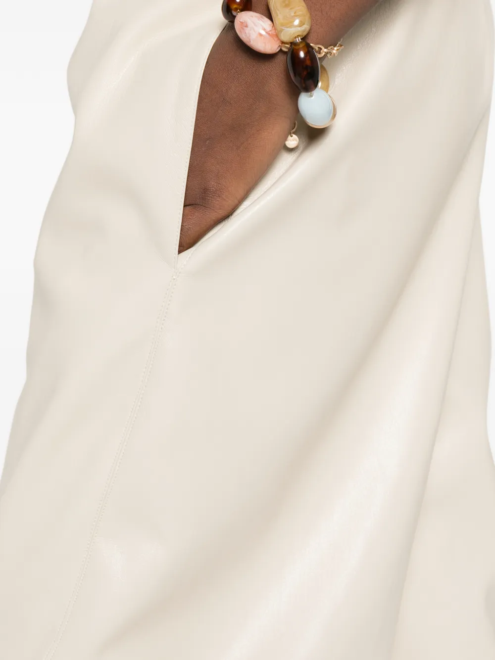 Nanushka Broek met elastische taille Beige