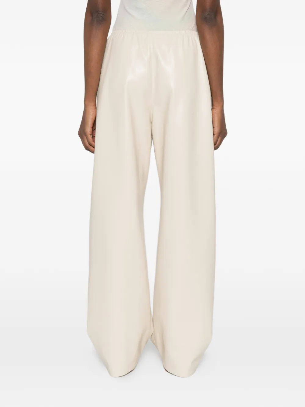 Nanushka Broek met elastische taille Beige