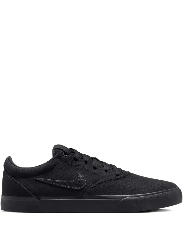 nike charge canvas