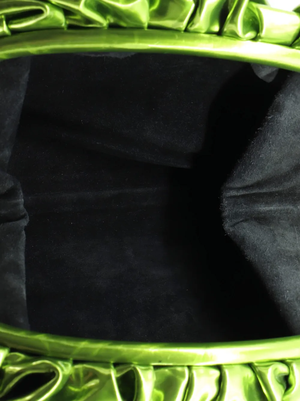 Pre-owned Bottega Veneta The Pouch Crinkled Metallic Patent Teen Clutch Bag In Green