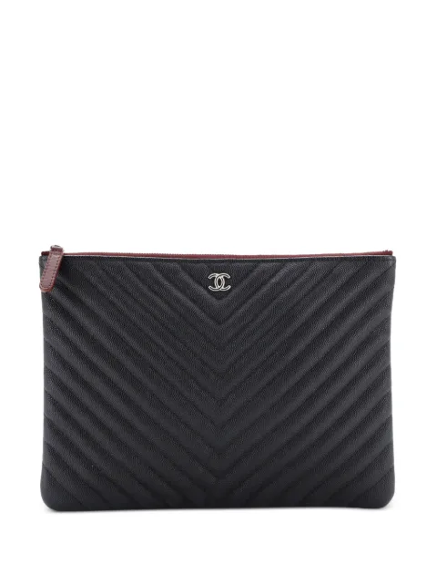 CHANEL Pre-Owned O Case Chevron Caviar Medium clutch bag
