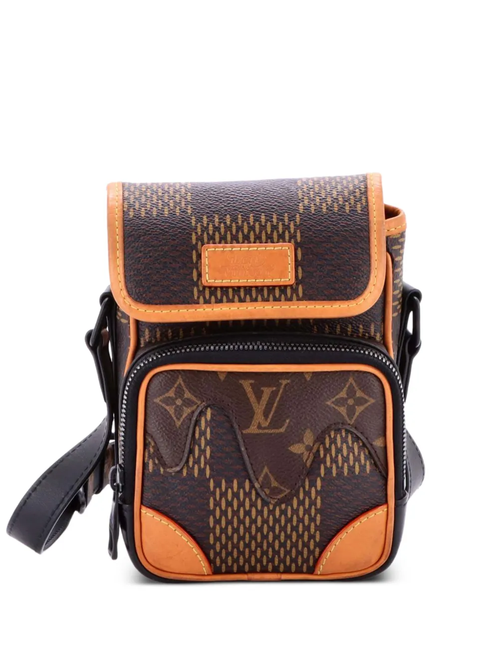 Louis Vuitton Pre-Owned Nigo Amazone Messenger Bag Limited Edition Giant Damier and Monogram Canvas Nano crossbody bag - Marrone