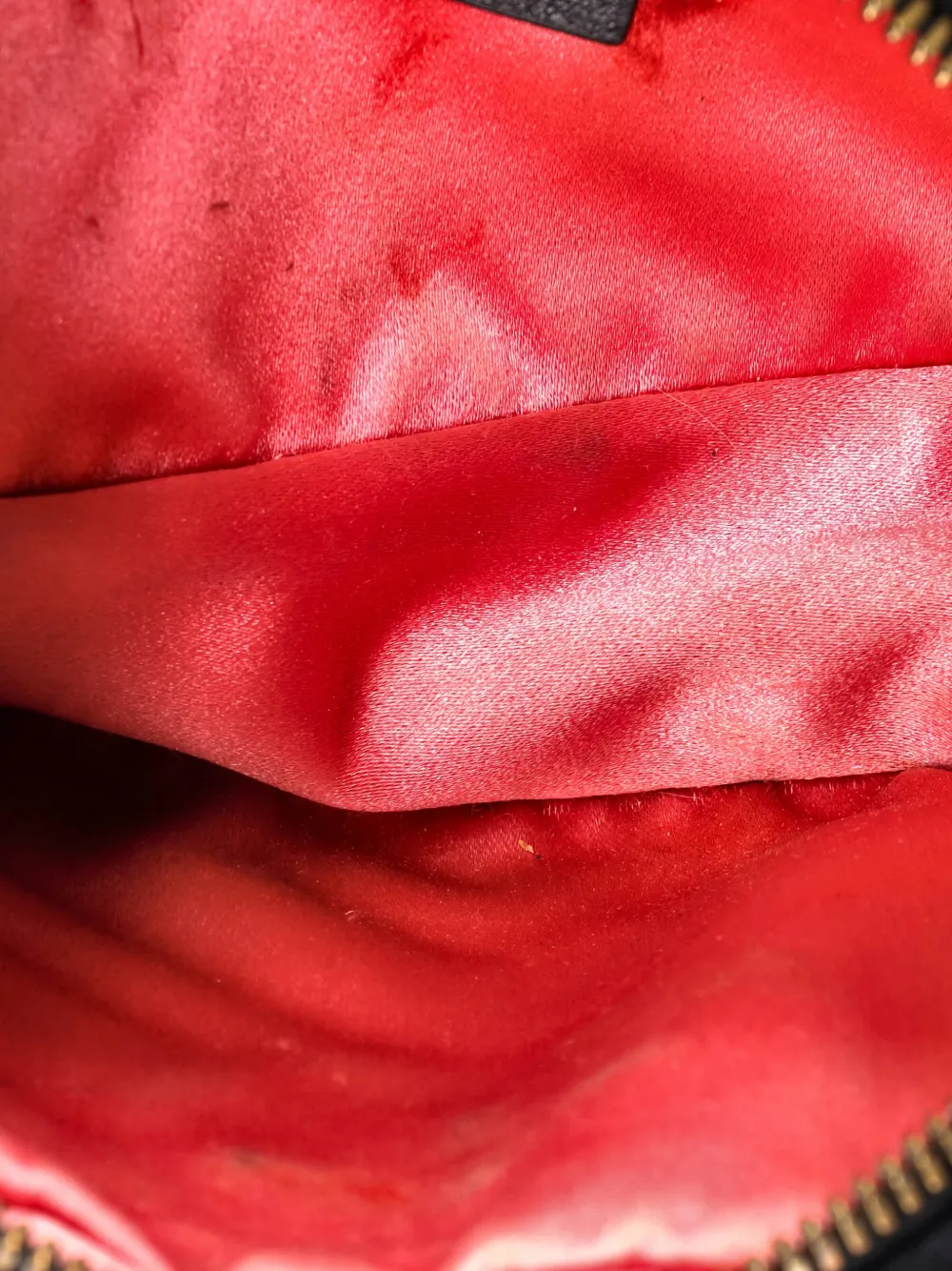 GUCCI Pre-owned Gg Marmont Matelasse Velvet Belt Bag In Black