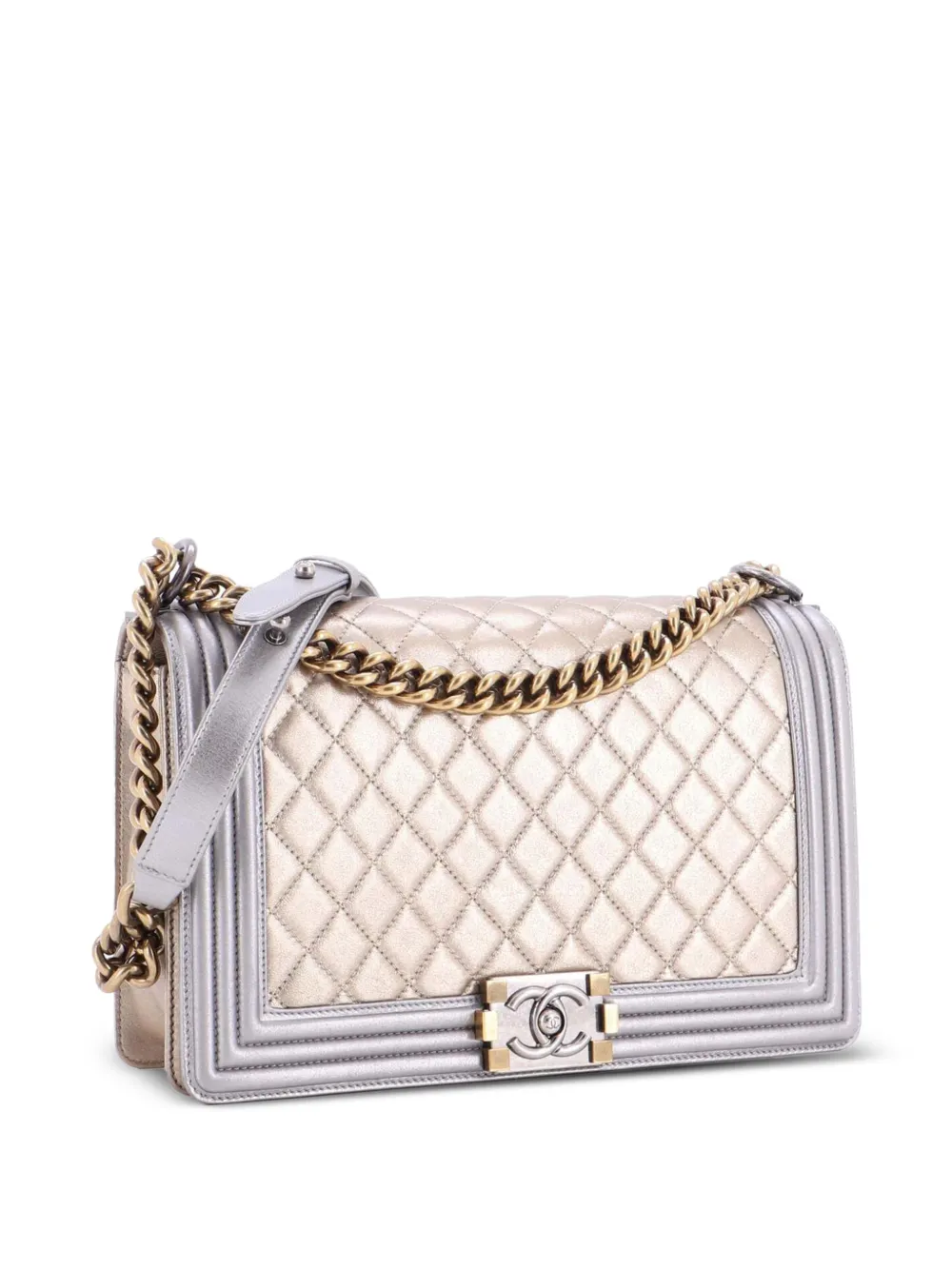 CHANEL Pre-Owned Bicolor Boy Flap Bag Quilted Metallic Calfskin New Medium shoulder bag - Verde