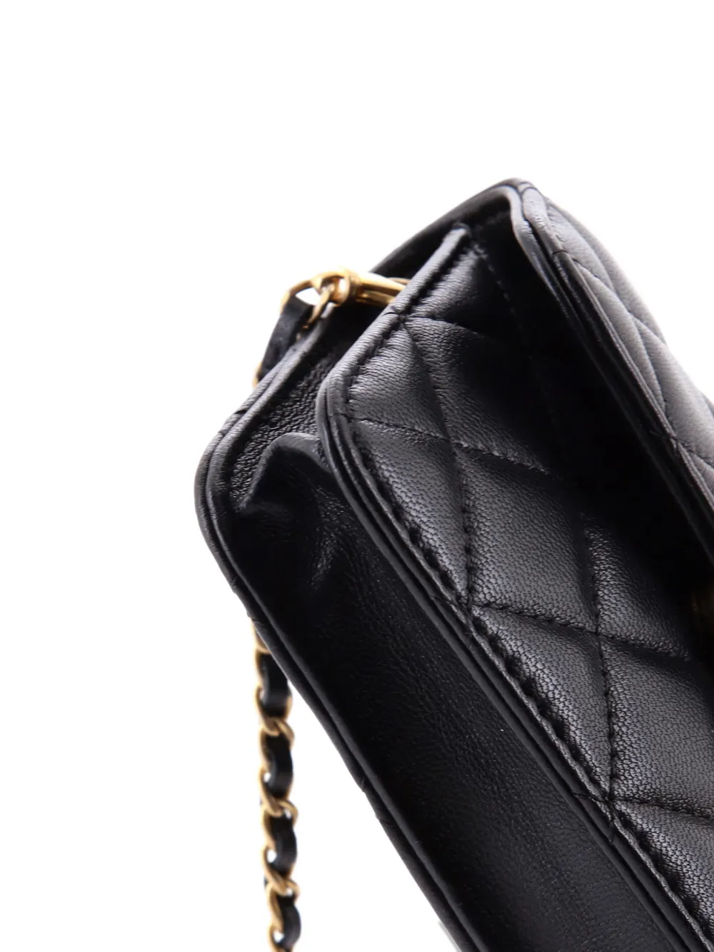Pre-owned Chanel Pearl Crush Flap Clutch With Chain Quilted Lambskin Mini Crossbody Bag In Black