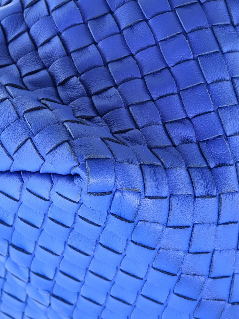 BOTTEGA VENETA Pre-owned Bella Intrecciato Nappa Medium Tote Bag In Blue