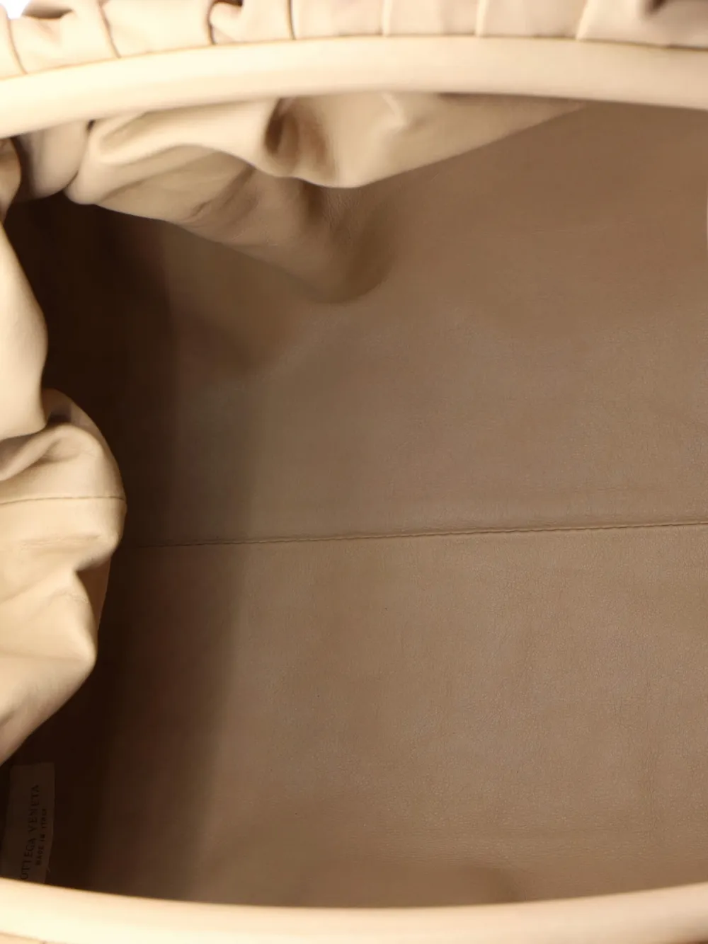 Pre-owned Bottega Veneta The Pouch Leather Teen Clutch Bag In Neutral