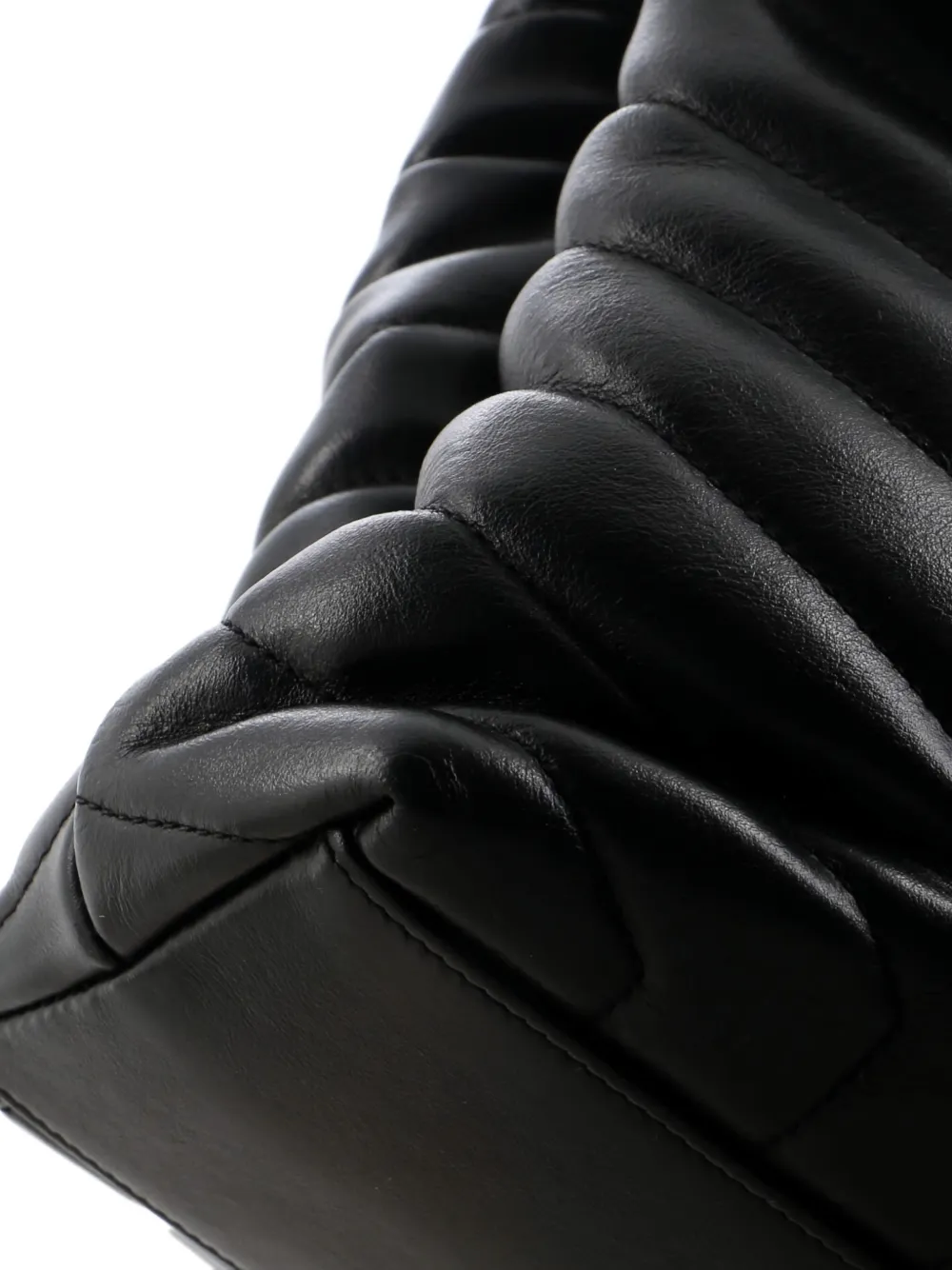 SAINT LAURENT Pre-owned Loulou Matelasse Chevron Leather Medium Shoulder Bag In Black