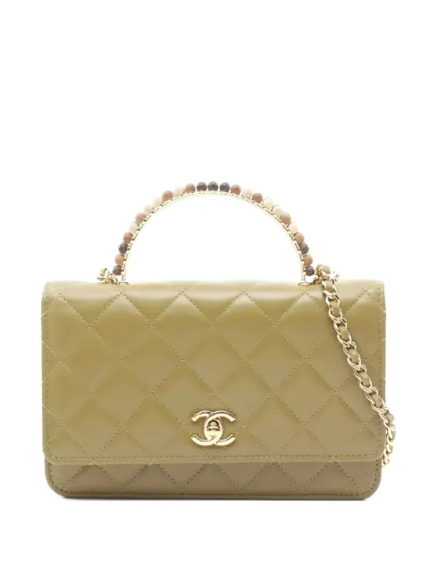 CHANEL Pre-Owned 2021 diamond-quilting shoulder bag