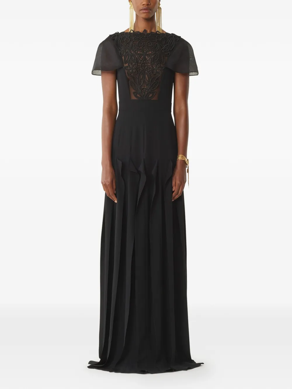 lace-detail pleated maxi dress