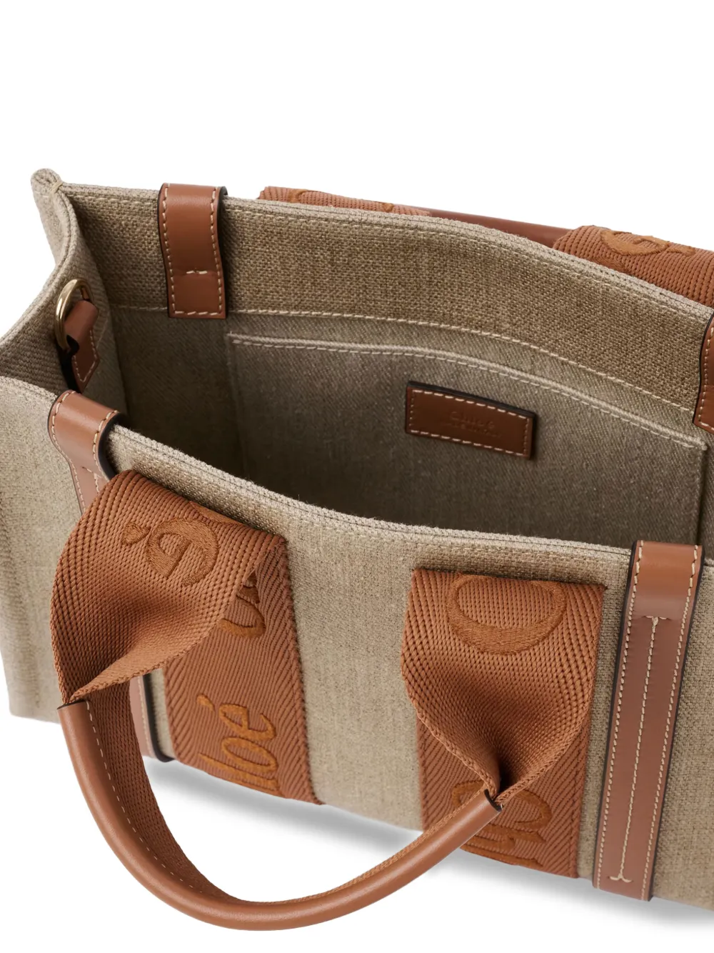  Chloé Woody Logo-strap Tote Bag - Neutrals 