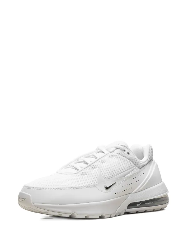 Nike Air Max Pulse スニーカー | ホワイト | FARFETCH JP