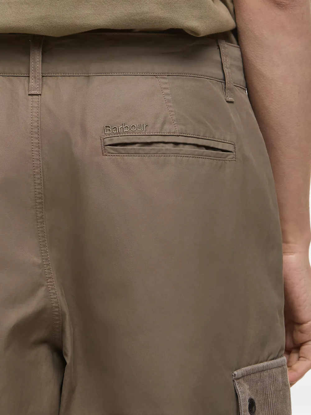 Barbour Ribfluwelen broek met zak Bruin