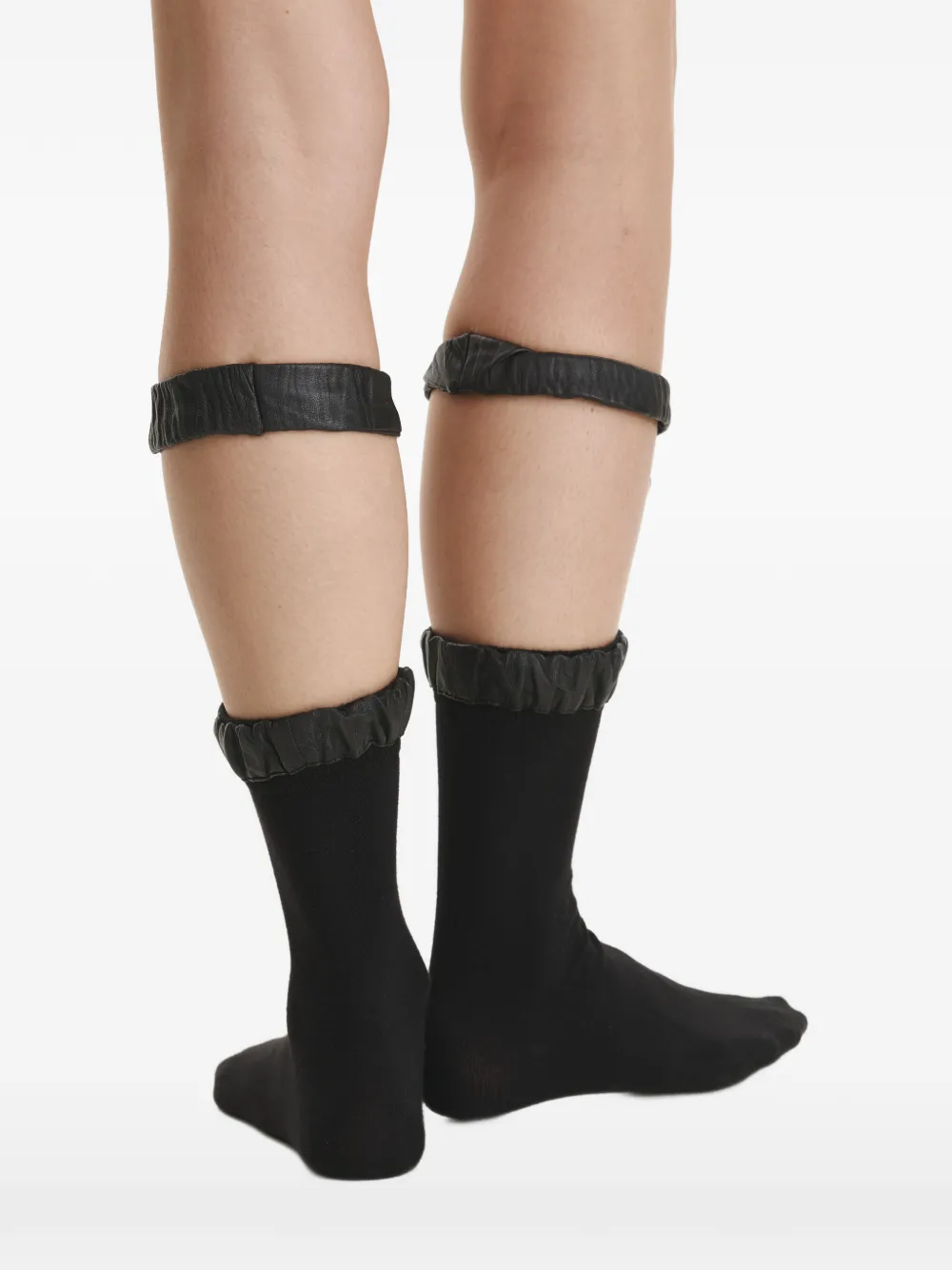  Vestiaire D'un Oiseau Libre Suspender-ring Socks - Black 