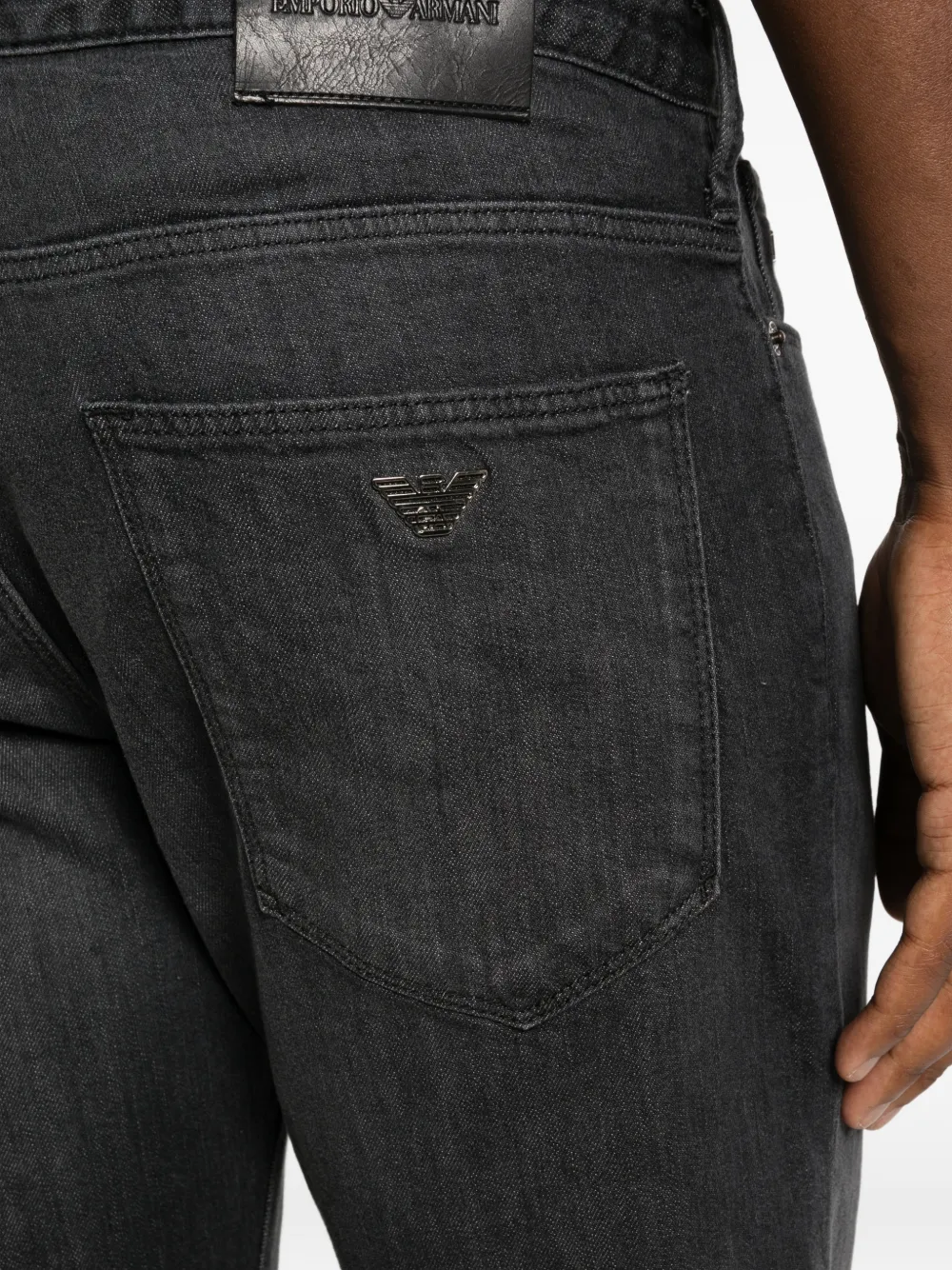 Emporio Armani Jeans met logoplakkaat en vervaagd effect Grijs