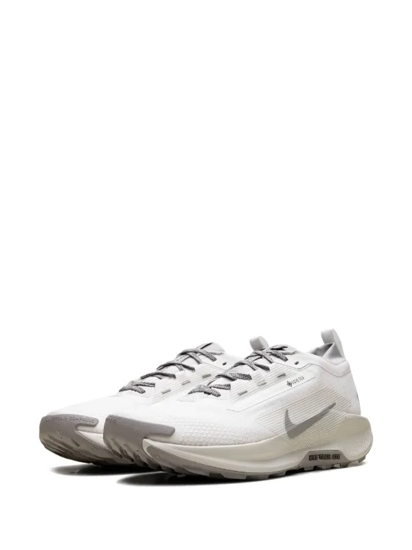 Nike Pegasus Trail 5 gore-tex SP Sneakers | White | FARFETCH SG