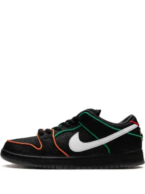 Nike Gore-Tex Dunk low-top Trainers | Black | FARFETCH