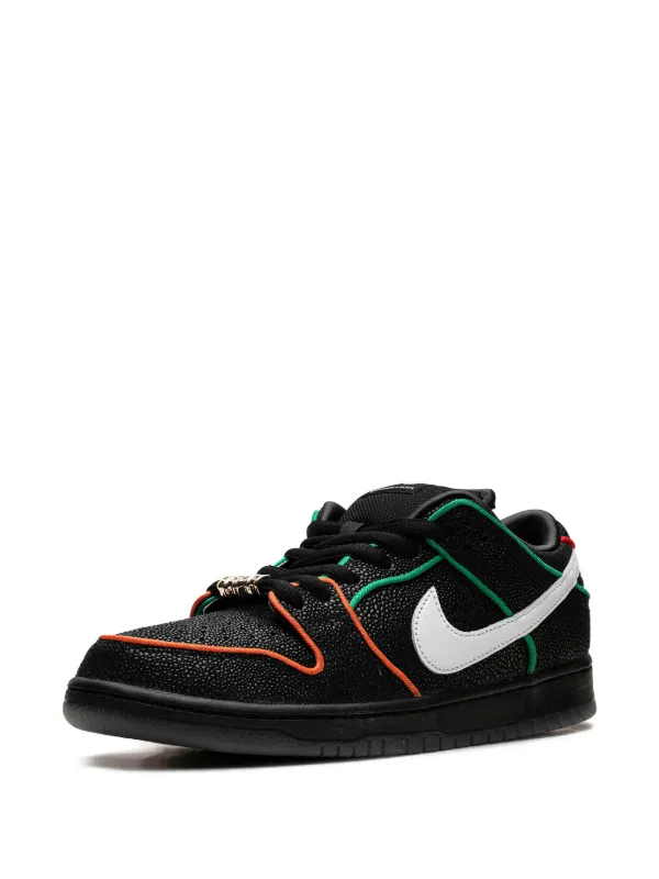 Nike x Bronx Girls 'Skate SB Dunk Low' スニーカー | ブラック