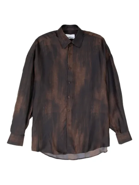 Costumein chemise boutonnée à manches longues