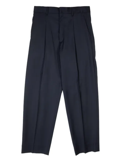Costumein pleats-detailed trousers