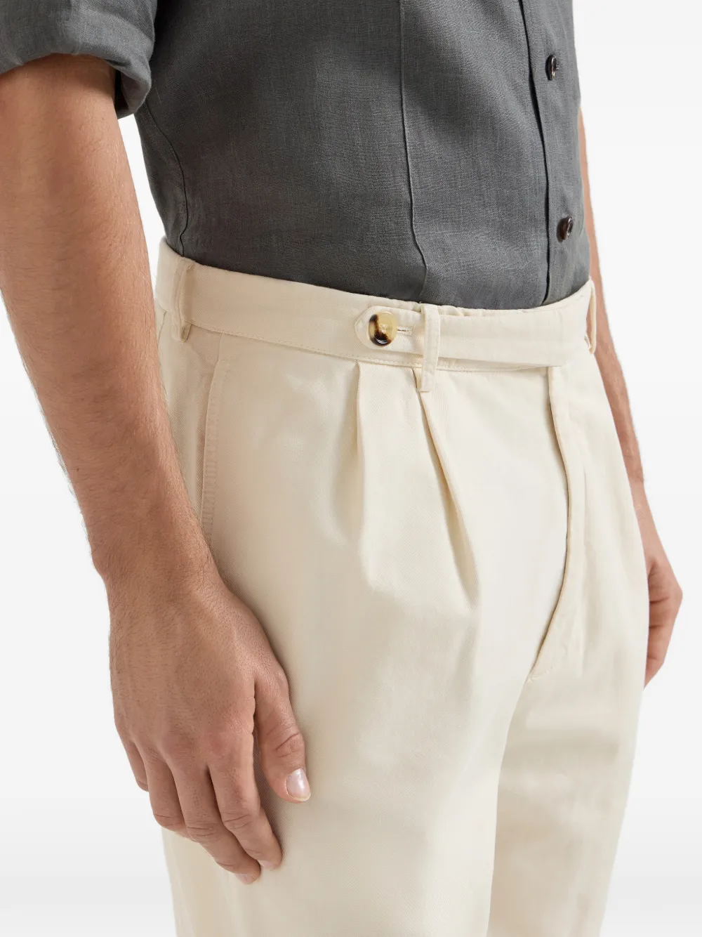 Brunello Cucinelli Geplooide shorts met tailleband Beige