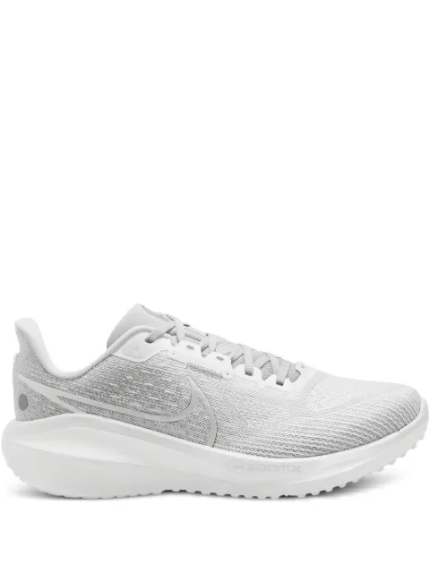 Nike Vomero 17 low-top sneakers