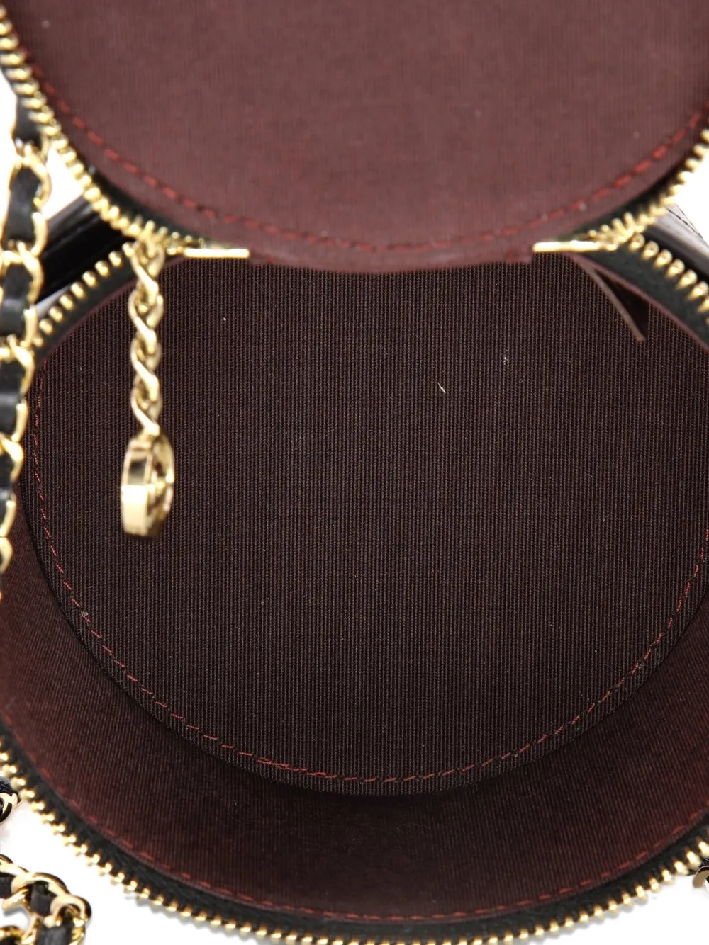 CHANEL Pre-owned Cc Round Vanity Case With Chain Quilted Lambskin Mini Clutch Bag In Black