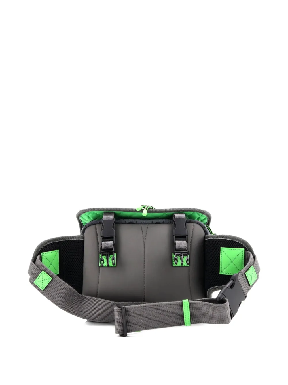 Gucci Pre-Owned Buckle Flap Chest Strap GG Fabric with Rubber backpack | Estilos de archivo | Image 2