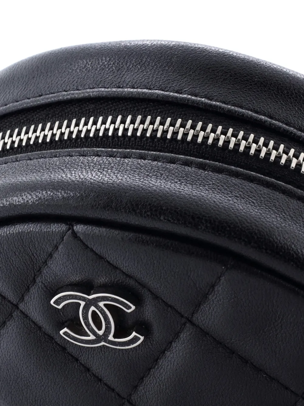 Pre-owned Chanel Round Clutch With Chain Quilted Lambskin Mini Crossbody Bag In Black