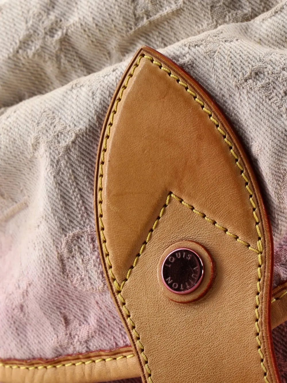 Pre-owned Louis Vuitton Sunshine Handbag Denim Crossbody Bag In Neutral