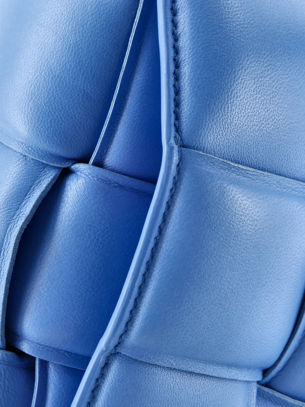 BOTTEGA VENETA Pre-owned Cassette Chain Padded Maxi Intrecciato Leather Crossbody Bag In Blue