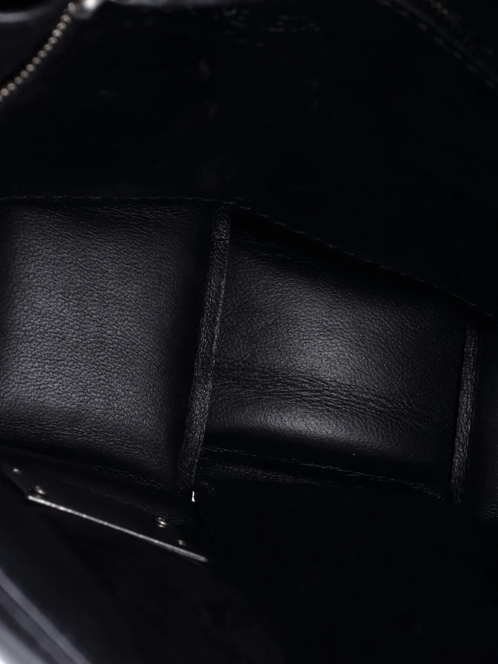 BOTTEGA VENETA Pre-owned Cassette Chain Padded Maxi Intrecciato Leather Crossbody Bag In Black